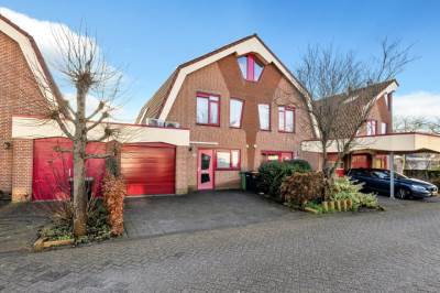 Woning Robert Stolzhof 44 Hoorn (NH)