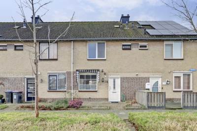 Woning Rijnlaan 69 Spijkenisse