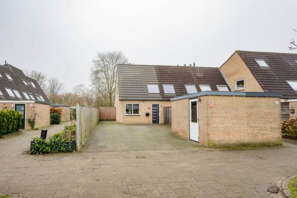 Woning Brucknerlaantje 45 Nijkerk
