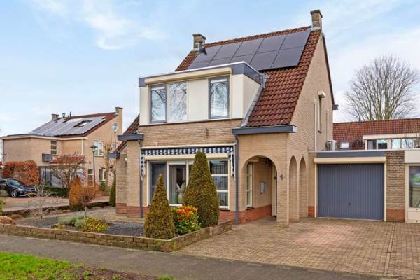 Woning Willem de Zwijgerlaan 1 Dodewaard