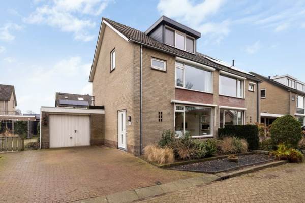 Woning Prins Mauritssingel 24 Beesd