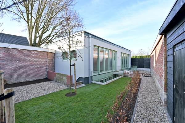 Woning Zeeweg 37A Huizen