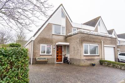 Woning Willem Joseph van Ghentstraat 24 Hellevoetsluis