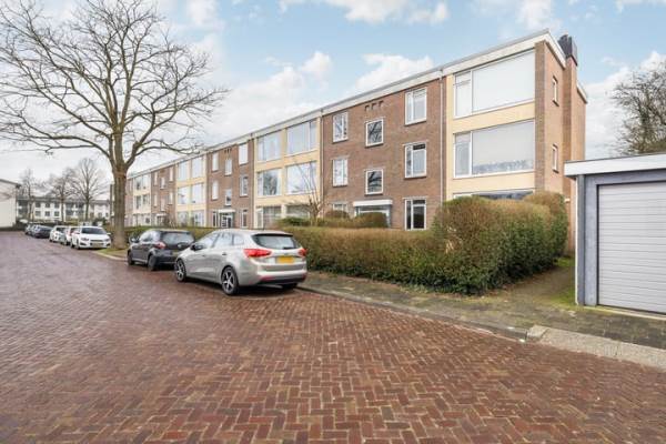 Woning Anna van Saksenstraat 48 Dordrecht