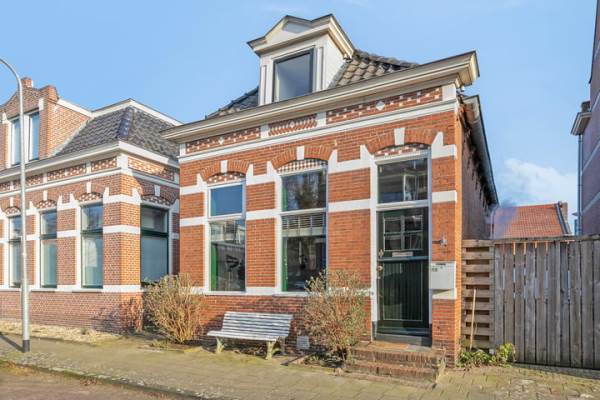 Woning Burgemeester Venemastraat 13 Winschoten