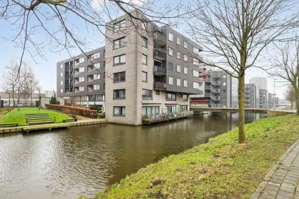 Woning Ladogameerhof 104 Amsterdam