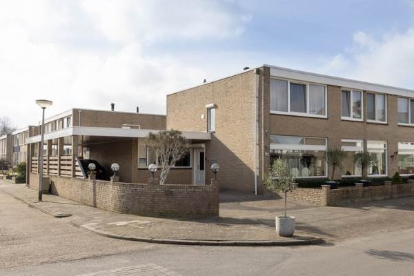 Woning Schierstins 15 Almelo