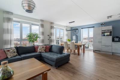 Woning Centrumoever 37 Roelofarendsveen