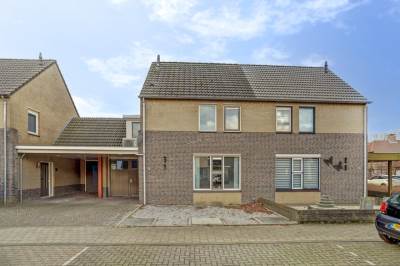 Woning Weegbree 38 Luyksgestel