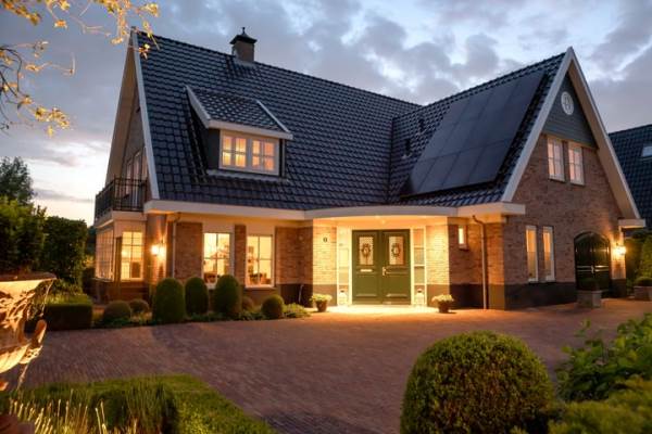 Woning Bonhoefferstraat 1 Oud-Beijerland