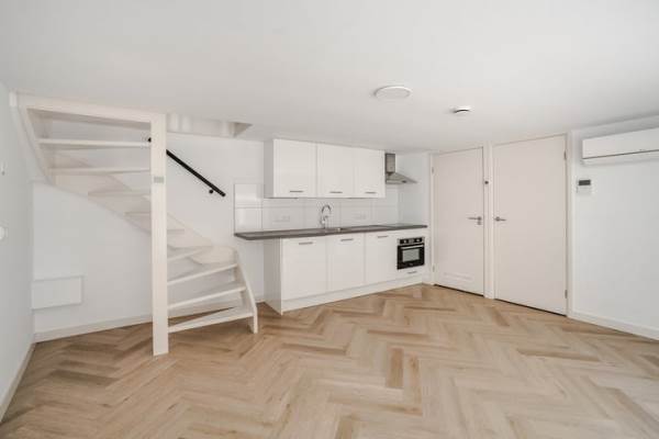 Woning Oude Nieuwstraat 1A Amsterdam