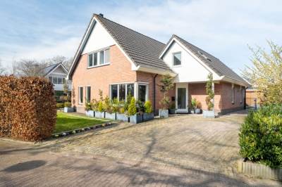 Woning Zwanebloem 8 Eelde