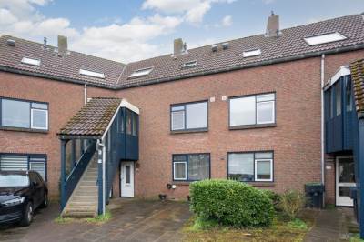 Woning Hugo van Woerdenstraat 77 Leiden