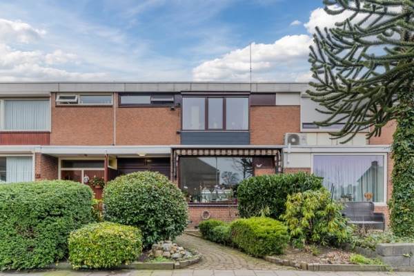 Woning Van Goghlaan 19 Roosendaal