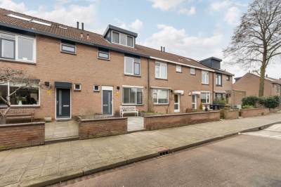 Woning Boris Pasternak-erf 135 Dordrecht