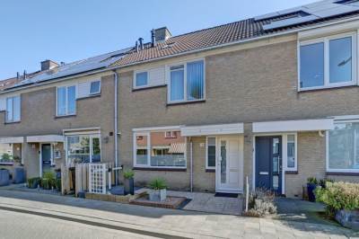 Woning Lijn 14 Hoogvliet Rotterdam