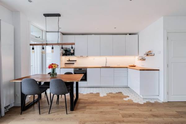 Woning Hoofdweg 3813 Amsterdam