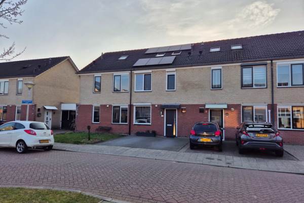 Woning Johannes Kamphuisstraat 18 Vriezenveen