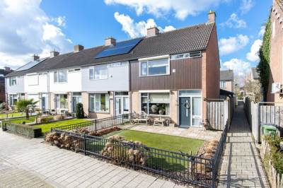 Woning Juliana van Stolbergstraat 73 Veen