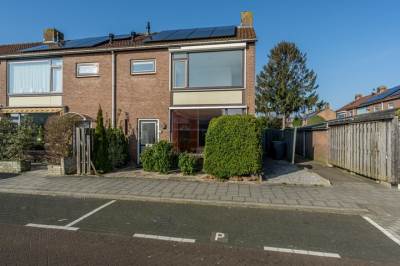 Woning Tulpstraat 2 Oud-Beijerland