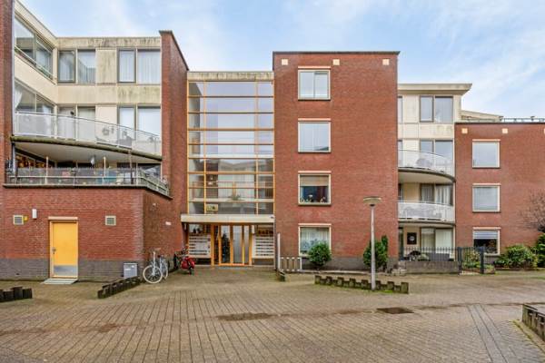 Woning Muiderslotpad 102 Hellevoetsluis