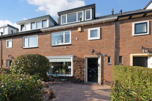 Woning Dennenlaan 13 Loosdrecht