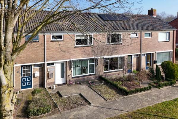 Woning Van Duinenstraat 45 Surhuisterveen