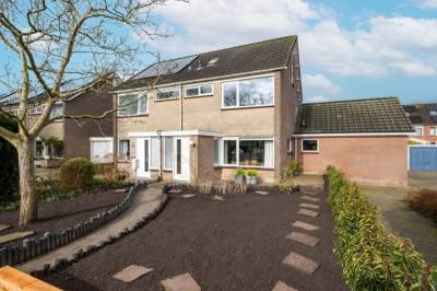Woning Haniastins 11 Stiens