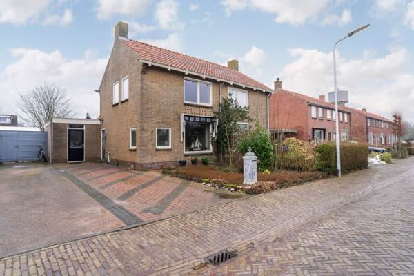 Woning Hofstraat 9 St.-Jacobiparochie