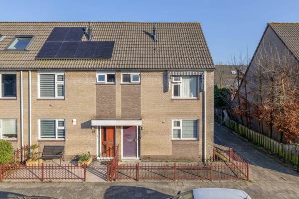 Woning Beschoeiing 57 Hoogvliet Rotterdam