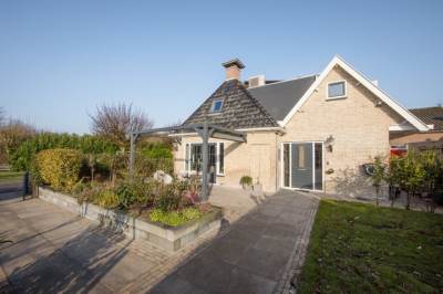 Woning Dorpsstraat 3 Schraard