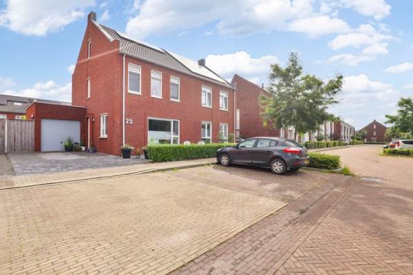 Woning Nieuwkamppad 25 Zevenaar