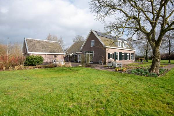 Woning Middelaarseweg 8 Hoevelaken