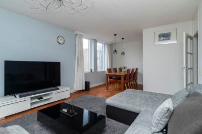 Woning John Rädeckerkade 109 Den Haag