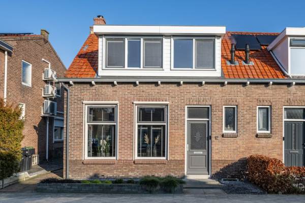 Woning Juliana van Stolberglaan 12 Middelharnis