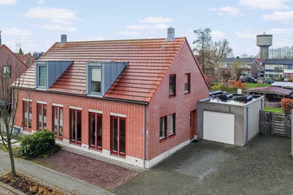 Woning Epo Sjuck fan Burmaniastrjitte 10 Dokkum