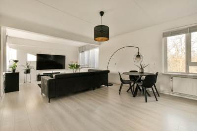 Woning Rhenenhof 77 Amsterdam