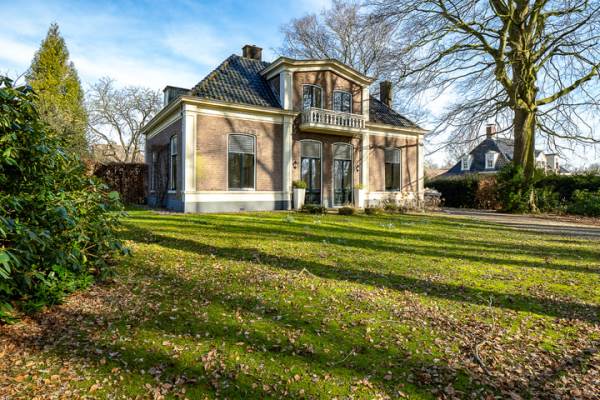 Woning Gravenallee 10 Almelo