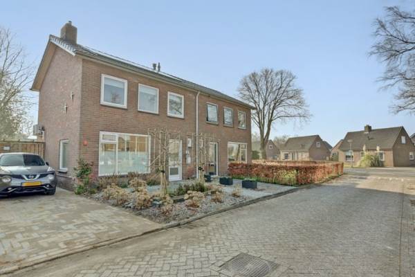 Woning Cavaljéweg 12 Stuifzand (Gem. Hoogeveen)