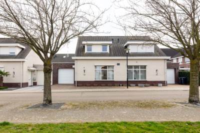Woning Johan Hoenplantsoen 28 Hoensbroek