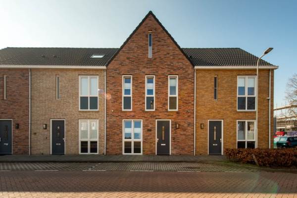Woning Titus Brandsmastraat 31 Roosendaal