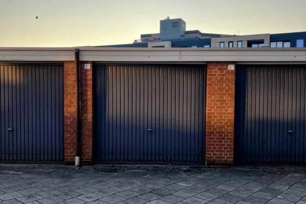 Garage Pastoor van Akenstraat 2L Roosendaal