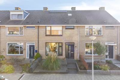 Woning Mevr. Traas-de Jagerstraat 15 Oud-Beijerland
