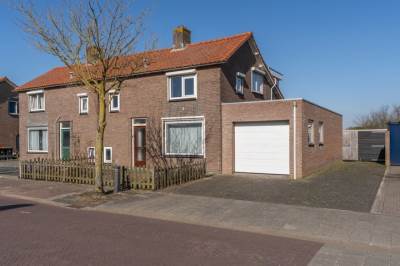 Woning A C de Ruijter van Steveninckstraat 14 Hedel