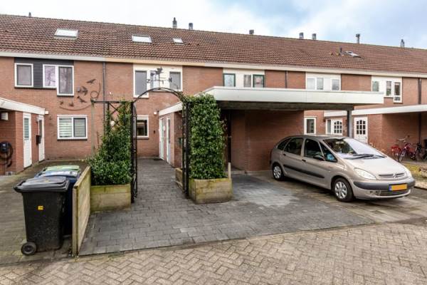 Woning Petmolenstraat 21 Almere