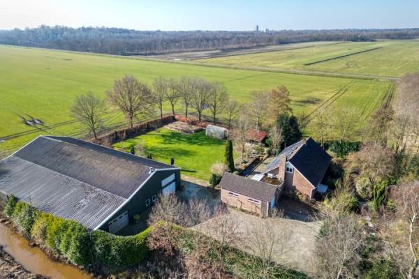 Woning Kanaal A ZZ 5 Emmer-Compascuum