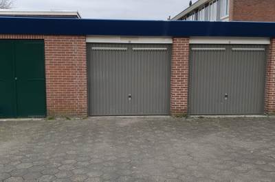 Garage Saxofoonstraat 76A11 Uden