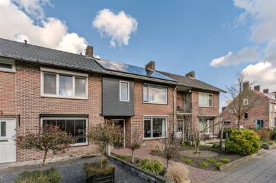 Woning Sint Jozefplein 13 Geldrop