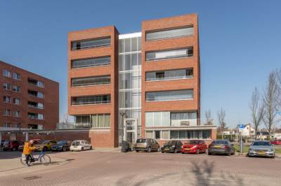 Woning Van Naeldwijcklaan 171 Capelle aan den IJssel