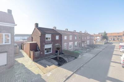 Woning van Kleefstraat 12 Tegelen